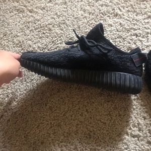 Black Yeezy boosts